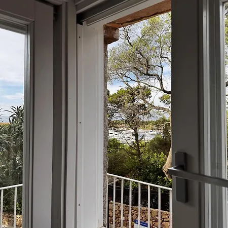 Appartement Charming Flat In With Lush Garden! *